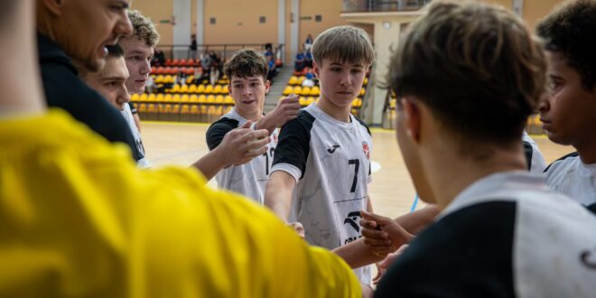 OSTATNI MECZ 1 KOLEJKI 2. LIGI